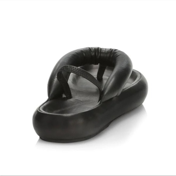 New! Isabel Marant. Orene Puffy Lambskin Thong Sandals - Picture 3 of 4